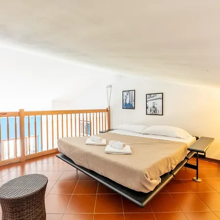 Apartment Balcone Di Noa E Stella *